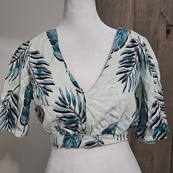 LE LIS Tropical Linen Blend Leaf Print Puff Sleeve Crop Top Mint/teal.Size Small - Picture 8 of 13